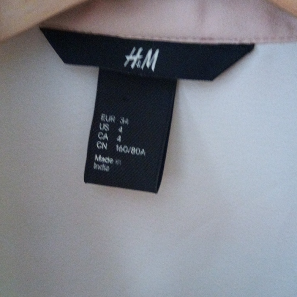 🪇2for$15 Ptp 17" H&M Cream and Pink Casual Button Down Shirt - Picture 3 of 10